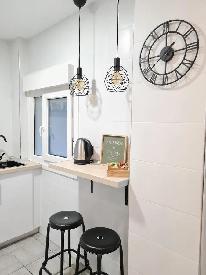 Apartamento Ayuntamiento Parking Gratis. Auto Check-In. Bilbao 0*,  España